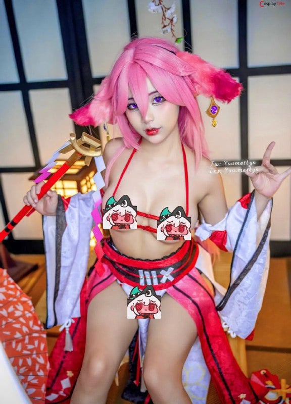 Meiilyn (yuumeilyn) cosplay Yae Miko – Genshin Impact